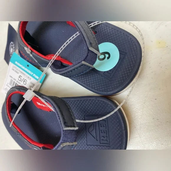 Boston Ref Sox REEF sandals kids 5/6 - Picture 5 of 6